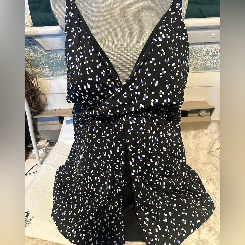 Swimsuits For All Black Top with White and Light Blue Dot Print